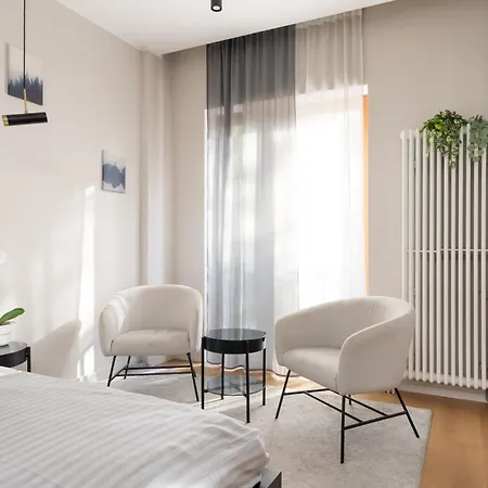 Oldtown In Modern House Apartamento